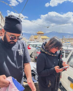 Punarnavi Bhupalam Instagram - All of us in Leh felt all the emotions and feelings 5x, maybe it was the altitude maybe it's us 🌞🏔️

Missing my Leh crewwww 

#throwbackthursday