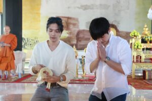 Purim Rattanaruangwattana Instagram - 30 ทั้งทีปลื้มขออาราธนาพระคุ้มครองพี่ลีให้มีความสุข มีพลังในการทำงานครับ 🙏🏻😂 @lee_thanat สุขสันต์วันเกิดครับพี่🎂🎉