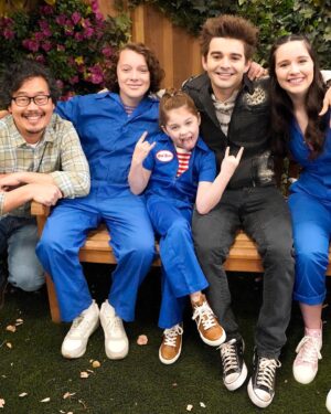 Pyper Braun Instagram - The Season Finale of #ERINANDAARON @nickelodeon is upon us. 
•
Our hearts are so full! 
•
We hope you all enjoy the magic and love that was created while filming this season. We will be forever grateful!
•
#nickelodeon #actress #setlife #slime #nick #family