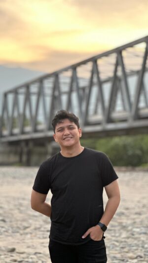 Qausar Harta Yudana Instagram - Jembatan silayakh, makasih masyarakat aceh tenggara untuk kehangatannya mudah-mudahan saya bisa balik lagi kesini🙏🏼😁…