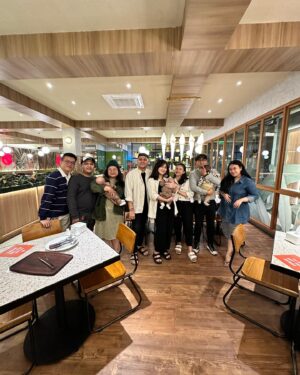 Qausar Harta Yudana Instagram - Minta doanya teman-teman untuk temen kami tersayang. 
Bakalan kangen @izulvickry , yang tenang ya, kami ga bakalan lupa dengan izul… 😘☺️😭