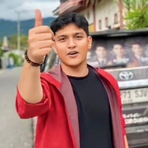 Qausar Harta Yudana Instagram - Sih manis sang idolaku