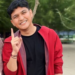 Qausar Harta Yudana Instagram - Sih manis sang idolaku