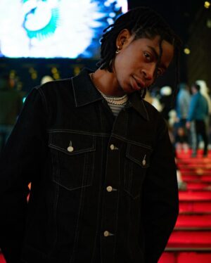 RJ Cyler Instagram - Ny Denim 🥶🥶.
.
.
.
.
.
Styling by : @kierraxbailey 
Custom accessories : @dnj.made.it 
📸 @andresb.99 
.
.
.
RJCYL3R.COM 
.
.
.
#Typeon3
.
.
.
.#hustlematters
.
#steady #moving #built #God #tough #fashionstyle #pose