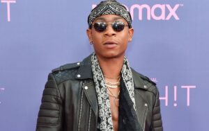 RJ Cyler Instagram - Vibes at the premier of  @rapshitonmax an @issarae joint streaming JULY 21st 🔥🔥💪🏾💪🏾. The Queens bout to flip the world 🙏🏾🙏🏾
.
.
.
.
.
.
.
.
.
.
.
.
.
.Big shouts to the dream team ⬇️⬇️
Grooming : @elysethoms 
Hair : @akeachristina 
Eyes: God 😁
