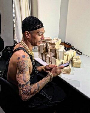 RYKEY DADDY DIRTY Instagram - hip hop dream
#RYKEYDADDYDIRTY
#Babylon paper