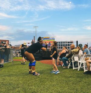 Rachael Ellering Instagram - What a wonderful day 💜

My first time wrestling in a baseball stadium and I loved the vibes! Thank you to everyone who came out & showed some love-means so much! 

Big props to my opponents @savannahevs & @realscarlettbordeaux 

Thank you @mastersofringentertainment