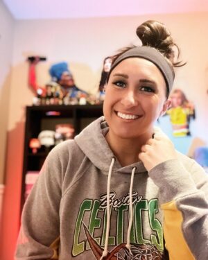 Rachael Ellering Instagram - Bounce back, Beantown! 🍀

@coach_jarell.christian pulling for you & the squad! Let the special run continue!