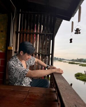 Rachata Hampanont Instagram - ไปเก็บผักกันมั้ย🛶🌧️