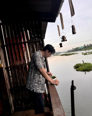 Rachata Hampanont Instagram - ไปเก็บผักกันมั้ย🛶🌧️