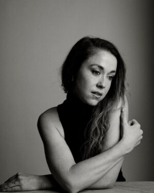 Rachel Alig Instagram - In moments of doubt, I step back and let love lead the way.

Thank you @matt_kallish for capturing unexpected moments like this and @makeup_by_kristine_ for understanding the desired feel.