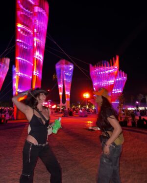 Rachel Brann Instagram - Coachella Valley Vol. 9 🌵 every year I don’t think I’m going but somehow it happens. 🫶🏼 thank you to everyone that made it sooo special. I didn’t know what to expect this year bc we were all thinking the same thing right? (That we must be old bc we dunno a lot of the line up 😹) no shade to the artists! This was one of my favorite years! AMAZING performances. Short and sweet and met some new friends along the way. Until next year!