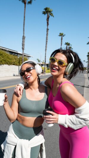 Rachel Brann Instagram - Training for a 10k, usually consist of lots of running, but I like to mix in these recovery workouts into my training plan . I’m loving these sets from @victoriassecret . They’re high-performance and great for any work out. 

🛍️ 💖 🛍️ 
Use code RACHEL20 for 20% off   free ship over $25 (includes VS & PINK, excludes clearance) running from 3.20 – 3.27. Offer to be available online and in-store. Scan card needed. #running #training #recovery