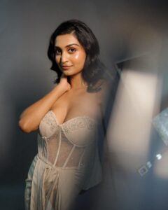 Actress Rachel David HD Instagram Photos and Wallpapers June 2024