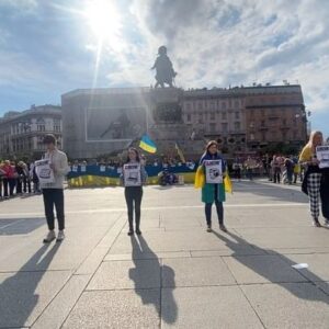 Rachel Griffiths Instagram - National holiday today in Italy celebrating the liberation of Italy from the Nazis . ... and we thought this totalitarian shit was so 1900's.