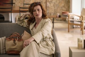 Rachel Lascar Instagram - Sofia Hidalgo en #atravésdelmar 

una pelicula de @fores.marcal 
📷 @michaeloats 
@nostromopictures/

#rachel_lascar #acting #frenchactress #rachellascar #atravésdelmar @decaraactores