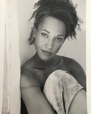 Rachel Luttrell Instagram - So much attitude in one shot ;-)

Challenge accepted! 
#WomenSupportingWomen 
#challengeaccepted tagged a few friends that I thought would have fun with this 💕