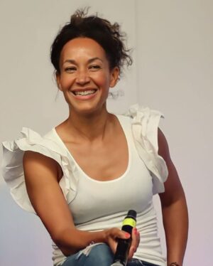 Rachel Luttrell Instagram - Photos approved by my daughter Ridley 😊⠀
⠀
⠀
⠀
⠀
#basingstokecomiccon #basingstoke #stargateatlantis #grateful 
⠀
⠀