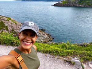 Rachel Luttrell Instagram - Love this woman so much! ❤️Had a beautiful time in beautiful St. John’s visiting her. 

#newfoundland 
#screechedinceremony
#stjohns #friendshipismagic