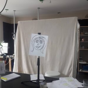 Rachel Osborne Instagram - When you need 2 friends for the scene, 
but you only have one. 
 #paperface #paperfriend #audition #movie #film #screen #showbusiness #selftape #selfie #readermissing #friends #eyeline #acting #actor #actress #actorlife #storyteller