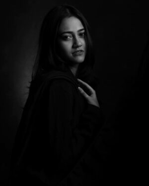 Rachel Sanchita Gupta Instagram - Black & White 
With @jasleeno7 

📷 : @tasveeron_ka_sandook 

#blackandwhite #black #white #photoshoot #portrait #photography #photooftheday #photo #portraitphotography #art #artist #instamood #fashion #work #workmode #workmood #fun #actor #model #modeling #shootdiaries #shadow #shoot #blackandwhitephotography #mood