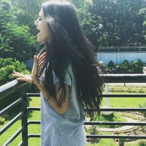 Rachel Sanchita Gupta Instagram - Because music is what feelings sound like..
#singing#teachersday#latepost#candid#blehh#school

P.C- @niharika.02  #thankshun
P.S-  I don't even remember what i was singing....o.O