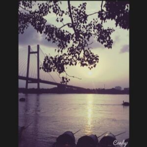 Rachel Sanchita Gupta Instagram - Oh Calcutta!
P.C :- @tenzing_mingma
#Princepghat #beauty #Calcutta #memories
