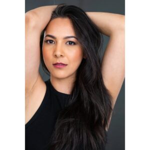 Rachel Viccaji Instagram - Long procrastinated post of BTS from my Headshot session with the radiant wizard ✨ @ashleyrossstudios 📸 and Hair and Makeup genie(ius) @isabelpaganine 💁🏻‍♀️🌺🌺 Verdict is in, my armpits smell fantastic (see last picture for reaction to this news) 😂. @nirmalamaghaniofficial love this song! 🎶