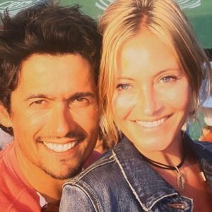 Rafael Araneda Instagram - Casi un cuarto de siglo casados mi amor !!!
Ya son 24 años de matrimonio y hoy celebramos las bodas de granito y entramos en la recta de la las bodas de plata!!!
Más allá de los símbolos y las fechas te quiero agradecer el día a día y el apoyo constante en las buenas y en las malas Marcelita. Gracias por los hijos maravillosos y por ser mi socia , mi amiga , mi otra mitad , mi media naranja y mi naranja entera !!! Te amo