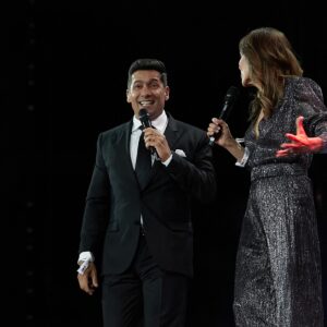 Rafael Araneda Instagram - 45 años de @teleton_chile finalizan de la mejor forma!!! Superando la meta de forma extraordinaria !!! Chile no defraudó!!! Vamos Chilenos 🇨🇱❤️