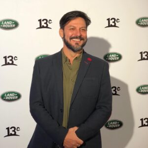 Rafael Cavada Instagram - Si, me declaro culpable por amar la aventura ! Y por eso hoy fui invitado al lanzamiento de la segunda temporada de DescubreChile by #LandRover con la incomparable @angelicacastro_ ¡Se viene muy bueno!
#LRDescubreChile #YtuCuantoConocesChile #ViajaPorChile @chile_estuyo @landrovercl