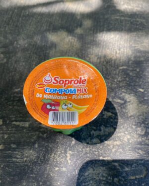 Rafael Cavada Instagram - Mis hijos y yo estamos enamorados de las nuevas Compotas Mix Soprole! Son una alternativa rica y entretenida de introducir fruta a la alimentación de ellos. Son muy prácticas porque no hay que rallar ni picar nada, y podemos llevarlos a cualquier lado.  Una gran solución para darle a tus niños como snack. Están hechas de fruta y son sin sellos. 

#CompotasMixSoprole #NuevasCompotasSoprole
@soprolechile