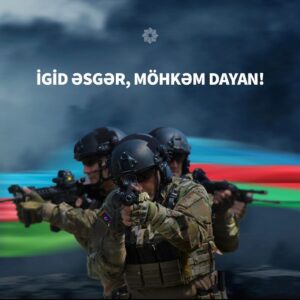 Rafael Fiziev Instagram - Ordumuz qürurumuzdur! ✊

Vətən uğrunda canlarını fəda etmiş əsgərlərimizə Allahdan rəhmət, yaralılara şəfa və səngərdə vuruşan qəhrəmanlarımıza güc-qüvvət diləyirik. Səninləyik, Azərbaycan əsgəri! 🇦🇿