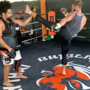 Rafael Fiziev Instagram - Tiger Muay Thai’s @rafael_ataman_fiziev working his awesome striking skills on the pads with coach @sobeksemper here at camp, in one of his last training sessions here before he headed out to London for #UFC286 ⚔️
Coming off of a huge KO win over Rafael Dos Anjos last July, “Ataman” is riding a 6 fight win streak and currently ranked no.6 in the UFC Lightweight rankings. Now he is on the hunt to move into the top 3 by defeating Justin Gaethje this weekend 👊
#tmtfightteam #ufc #mma #tigermuaythai #phuket #thailand
