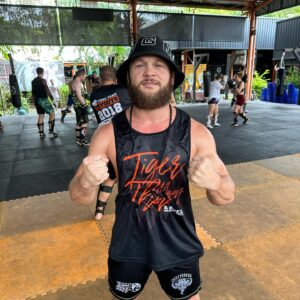Rafael Fiziev Instagram - @rafael_ataman_fiziev is back home at Tiger Muay Thai! 🔥 

Following the unfortunate knee injury that ended his most recent fight vs Mateusz Gamrot at UFC Vegas 79 in September, Rafael had a successful surgery and is now on the road back to full health. 

While rehabilitating his knee, Rafael is now back coaching in our Kickboxing classes, which run at 10:30am on Mondays, Tuesdays, Thursdays and Fridays. These classes focus on striking setups, combinations and counters that can be used effectively in both stand up combat sports and MMA competition. Whatever your level of experience and martial arts background, come join a class and level up your striking with us!

#ataman #kickboxing #mma #martialarts #tigermuaythai #phuket #thailand