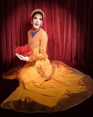 Rafael León Instagram - Sueño hecho verdad 🌹✨

Foto @graceczrs 
Look @house.dvil 

#look #photo #drag #dragqueen #dragqueens #pride #pridemonth #pride🌈