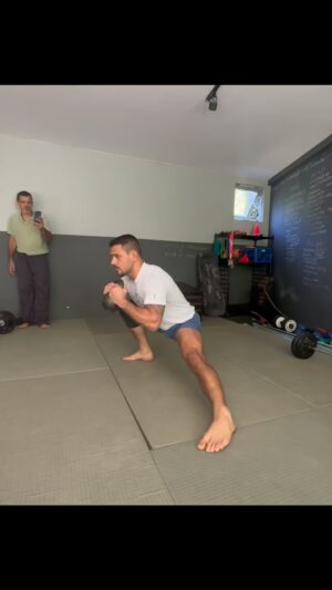 Rafael dos Anjos Instagram - Mobilidade é a chave||<><><>|| Mobility is the key.