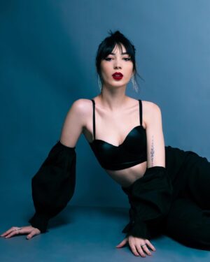 Rafaela Andrade Instagram - 🖤 

ph @rafreitasx 
assistência @vitorconza 
styling @witchystyling