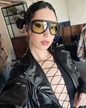 Rafaela Andrade Instagram - @armaniexchange