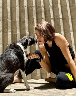 Rafaela Covas Instagram - Amélia is not my whole life, but she makes my life whole.

•
•
•

#dog #doglover #doglife #dogphotography #dogphoto #dogpics #dogpeople #dogphotos #ilovemydog #dogsofinstagram #dogmom #instadog #dogmodel #dogworld #mydog #dogdays #doglovers #dogs