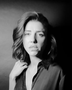 Rafaela Covas Instagram - "The world will ask you who you are, and if you don’t know, the world will tell you."
Carl Jung

•
•
•

📷 @ofotografoportugues 

•
•
•

#photoshoot #photoshooting #blackandwhite #blackandwhitephotography #blackandwhitephotos #blackandwhiteportrait #actor #actors #actorslife #acting #actinglife #actorportrait #actorphotography #actorsheadshots #actress #actressphotos #actrices #actressphotoshoot #actressphotography #actores #actorsofinstagram