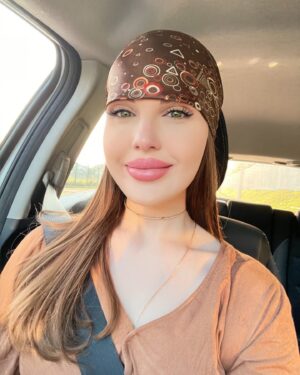 Rafaella Khatchikian Instagram - 🍁🥨🍂🦊⏳

 

 

#selfies #braziliangirl #carselfie #greeneyes #olhosverdes #beautifulgirl #naturalmakeup #bandanastyle #outonoinverno #fallwinter