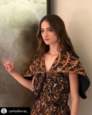 Raffey Cassidy Instagram - Posted @withrepost • @carlosferraz_ ʀᴀғғᴇʏ⚡️ Raffey Cassidy for the reopening of the @louisvuitton New Bond Street store •
•
•
#styling @rebeccacorbinmurray 
#makeup @ewtmakeup 
#hairbyme @carolhayesmanagement •
•
•
#raffeycassidy #reopening #louisvuitton #london #newbondstreet #store #carlosferraz #hairstylist #hairstyle #hair #softwaves #hairbycarlosferraz