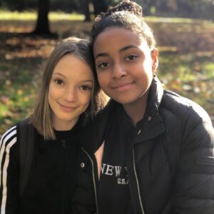 Raffiella Chapman Instagram - Shoutout to @marthabright2 @eva_jazani and @ammaa.riss I’m going to miss you all so much!!!!!! #wrapped #hisdarkmaterials