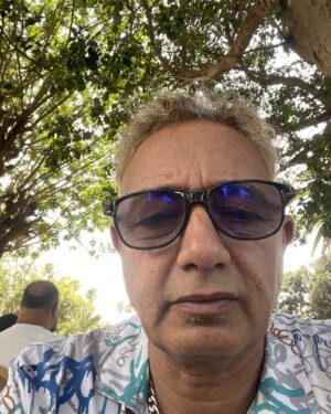 Rafik Boubker Instagram - Une nouvelle aventure اللهم يسر