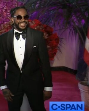Raheem DeVaughn Instagram - About my Thursday night : 

 I had the honor of being invited to attend the prestigious presidential state dinner. 

President Joe Biden and First Lady Dr. Jill Biden rolled out the red carpet for Kenyan President William Ruto and first lady Rachel Ruto. 

What a dope night! 

Thx Jotaka & Tone 🙌🏾🫶🏾✨🔌

Styled by Meehar Styles 

Suit by @sb_suits