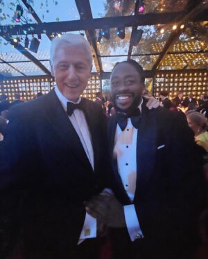 Raheem DeVaughn Instagram - About my Thursday night : 

 I had the honor of being invited to attend the prestigious presidential state dinner. 

President Joe Biden and First Lady Dr. Jill Biden rolled out the red carpet for Kenyan President William Ruto and first lady Rachel Ruto. 

What a dope night! 

Thx Jotaka & Tone 🙌🏾🫶🏾✨🔌

Styled by Meehar Styles 

Suit by @sb_suits