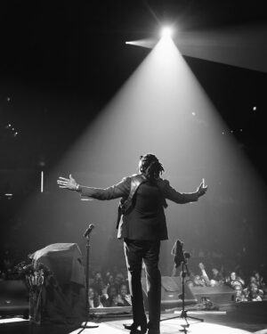 Raheem DeVaughn Instagram - Believe it i ain’t like most men…

It’s only 15 dates left for the Ledisi Good Life Tour for me . Come out and enjoy a night of soul & rnb at its Highest Frequency ⚡️🔗✨

Photos By : @work4urslf / @chris1st 📸
@coolkidsforeverdmv 

Click the bio link for music to buy and stream