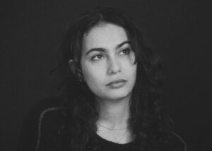 Raïka Hazanavicius Instagram - @taylortupy 📷🌚