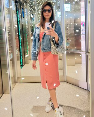 Rain Valdez Instagram - Long winters are for healing. Hot summers are for BIG LOVING. 💕🫶🏽 #reflections #happypide